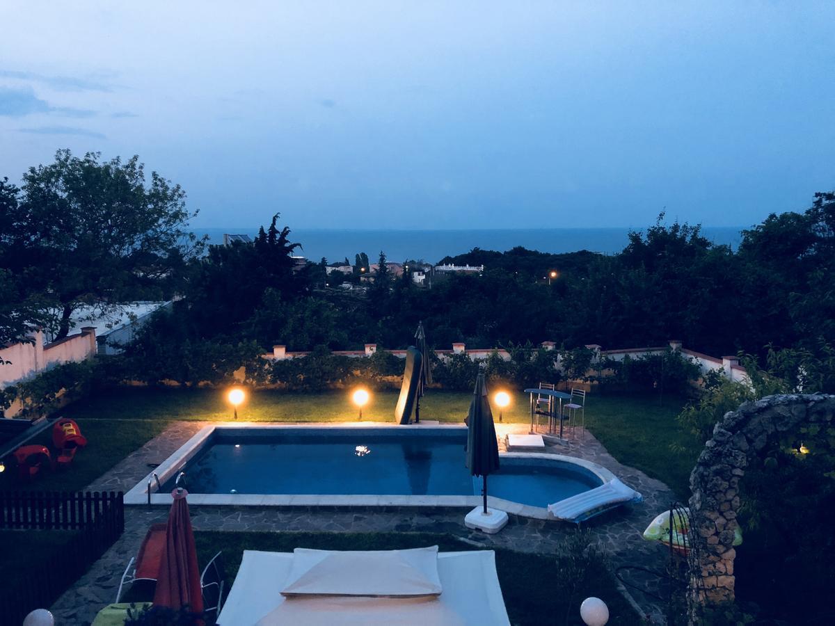 فارنا Villa Lucy المظهر الخارجي الصورة